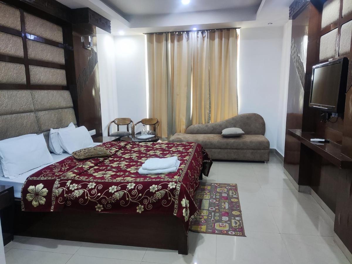 Hotel Raj Mandir Haridwār Eksteriør bilde