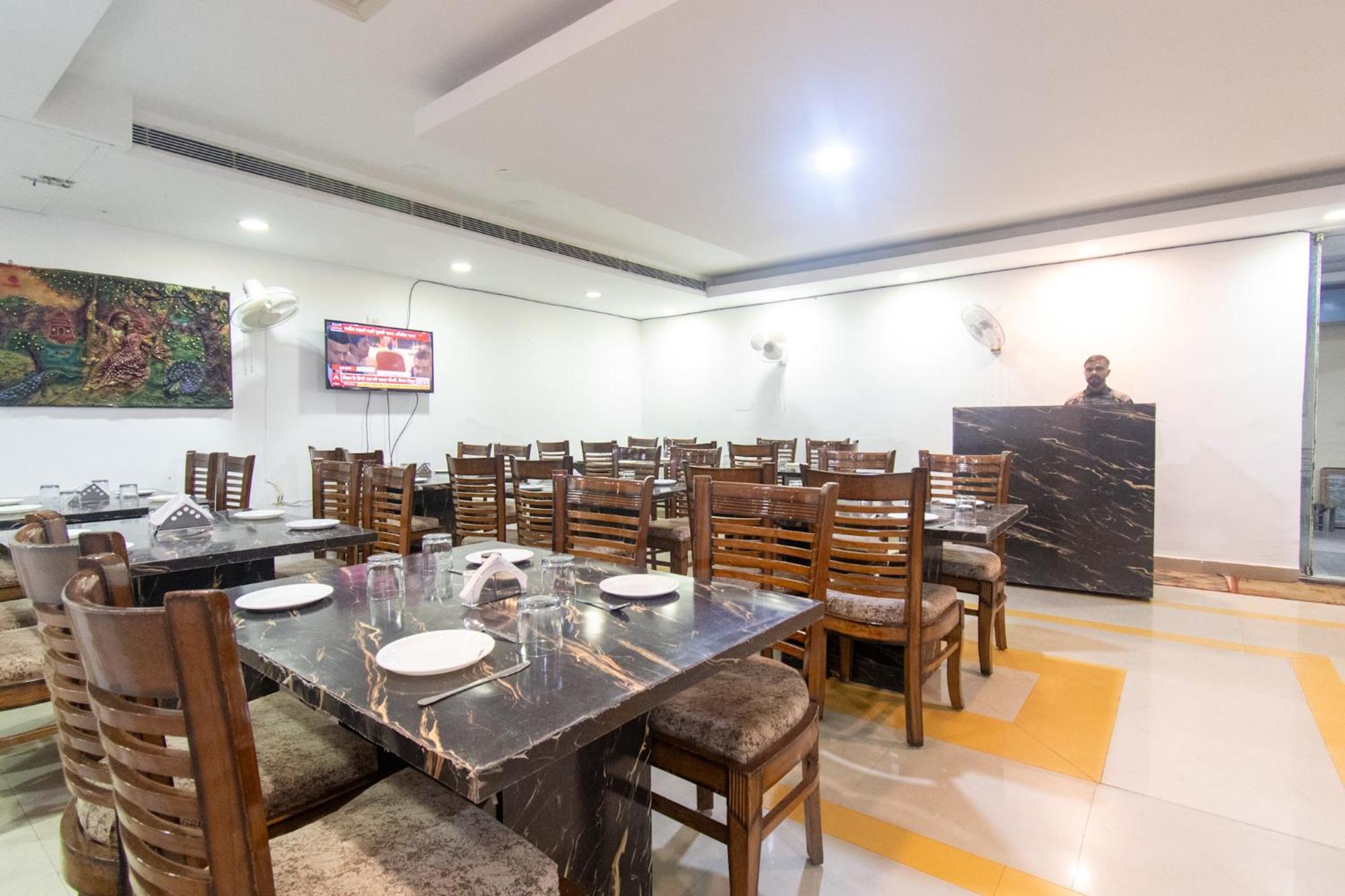 Hotel Raj Mandir Haridwār Eksteriør bilde